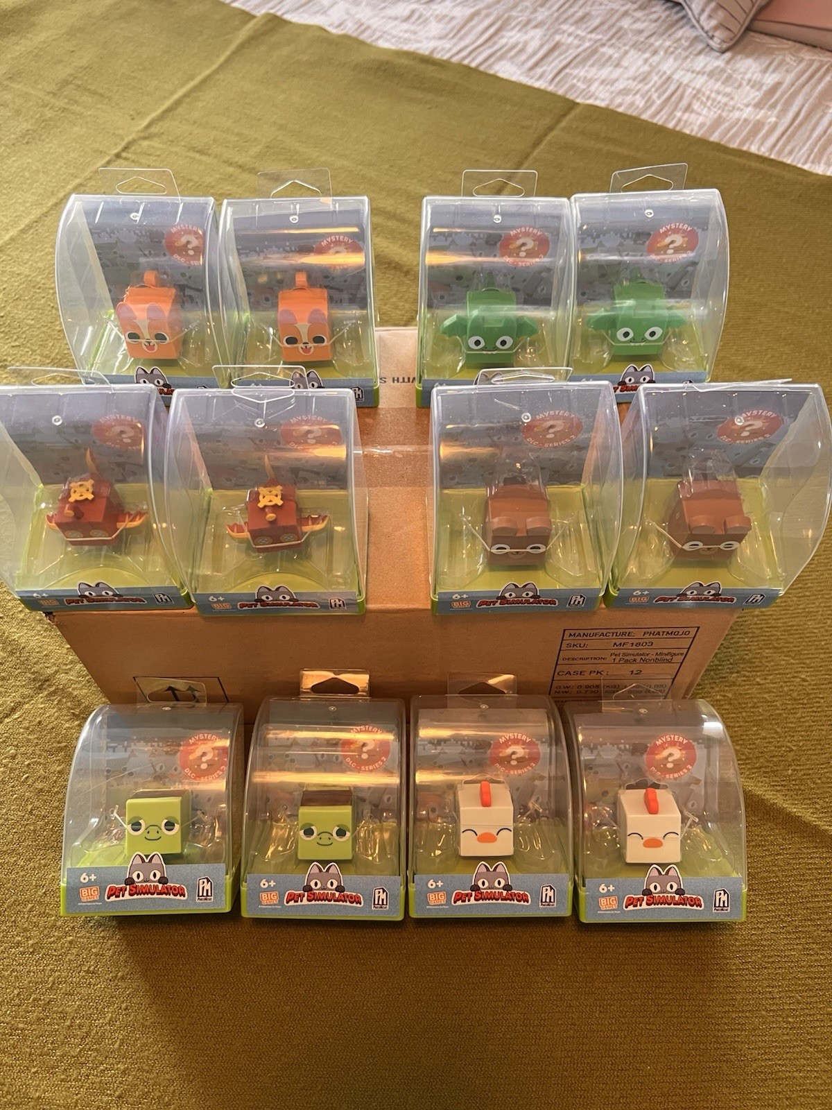 collectable Pet simulator Minifigure Case Pack Of 12 Collectibles