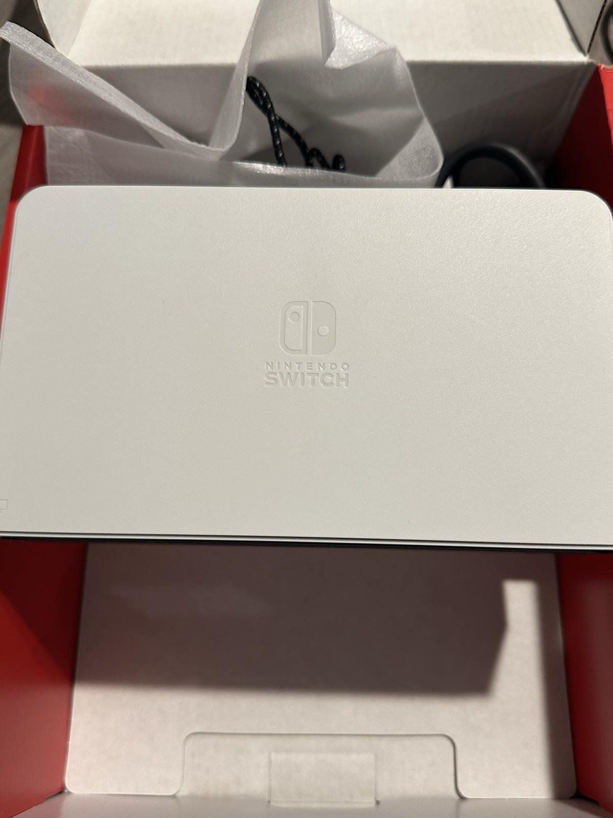 Nintendo Switch OLED Model HEG-001 Handheld Console – 64GB – White