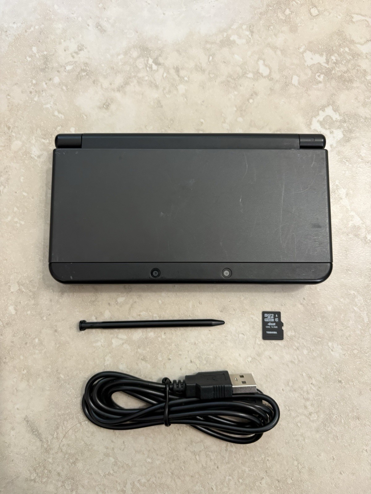 Nintendo New 3DS Black Edition Handheld System Console With Charger USA Seller