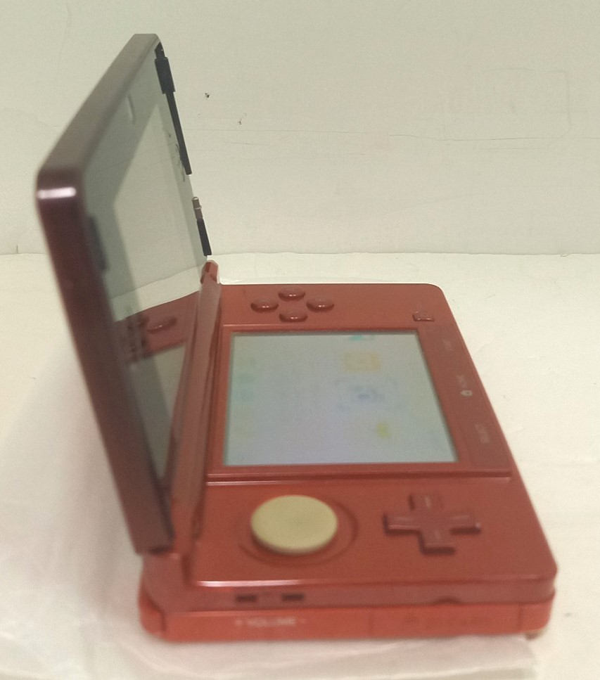 Nintendo 3DS Game Console flera red color W/ Charger Tested working NTSC-J