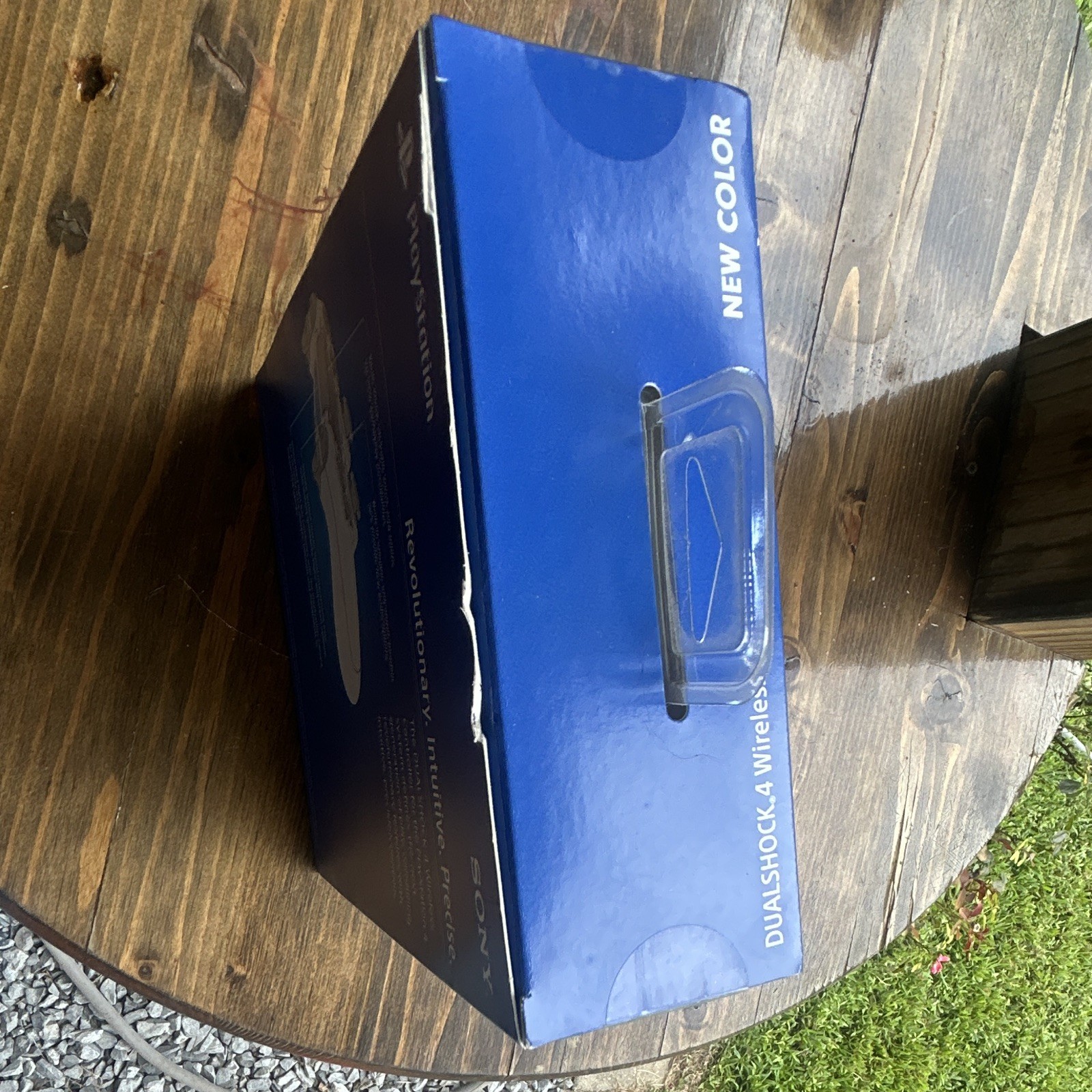 Sony DualShock 4 Wireless Controller for PlayStation 4 Berry Blue new inbox ￼