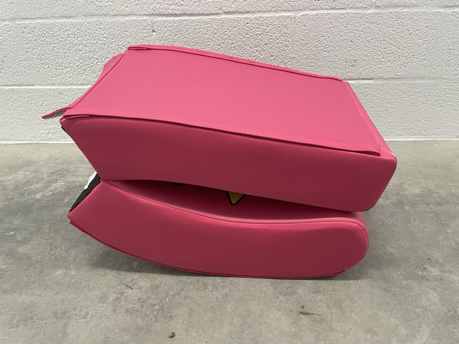 X Rocker Super Mario Princess Peach Pink Floor Gaming Rocker Chair Rare HTF EUC