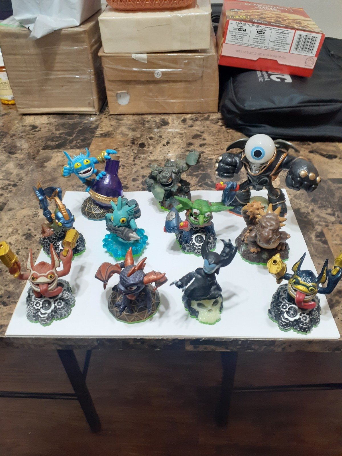 1 MIX LOT OF 11 ACTIVISION SKYLANDERS SUPERCHARGERS CHARACTERS ORIGINAL ITEM