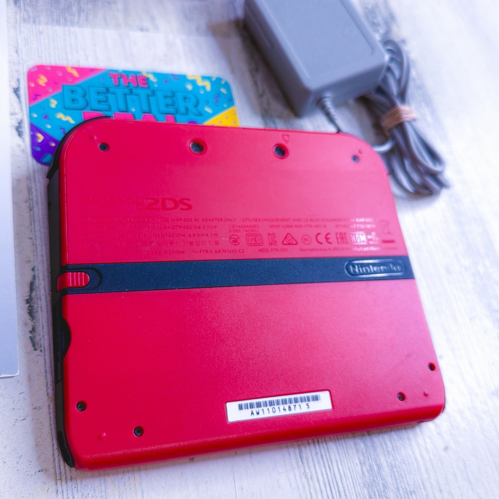 Nintendo 2DS Crimson Red Mario Kart 7, Pre-Installed W/ Box / Matching serial #