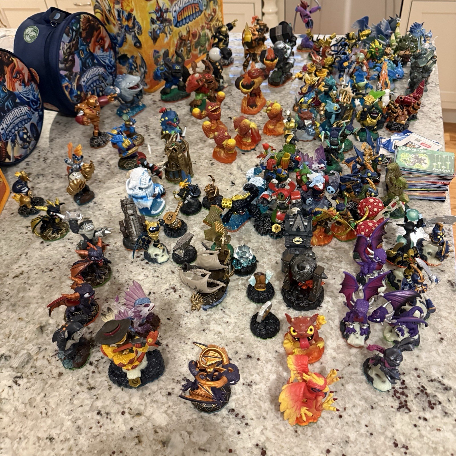 Large Skylanders Figure & Accessory Lot (Read Description) Giants Spyro Swap Etc