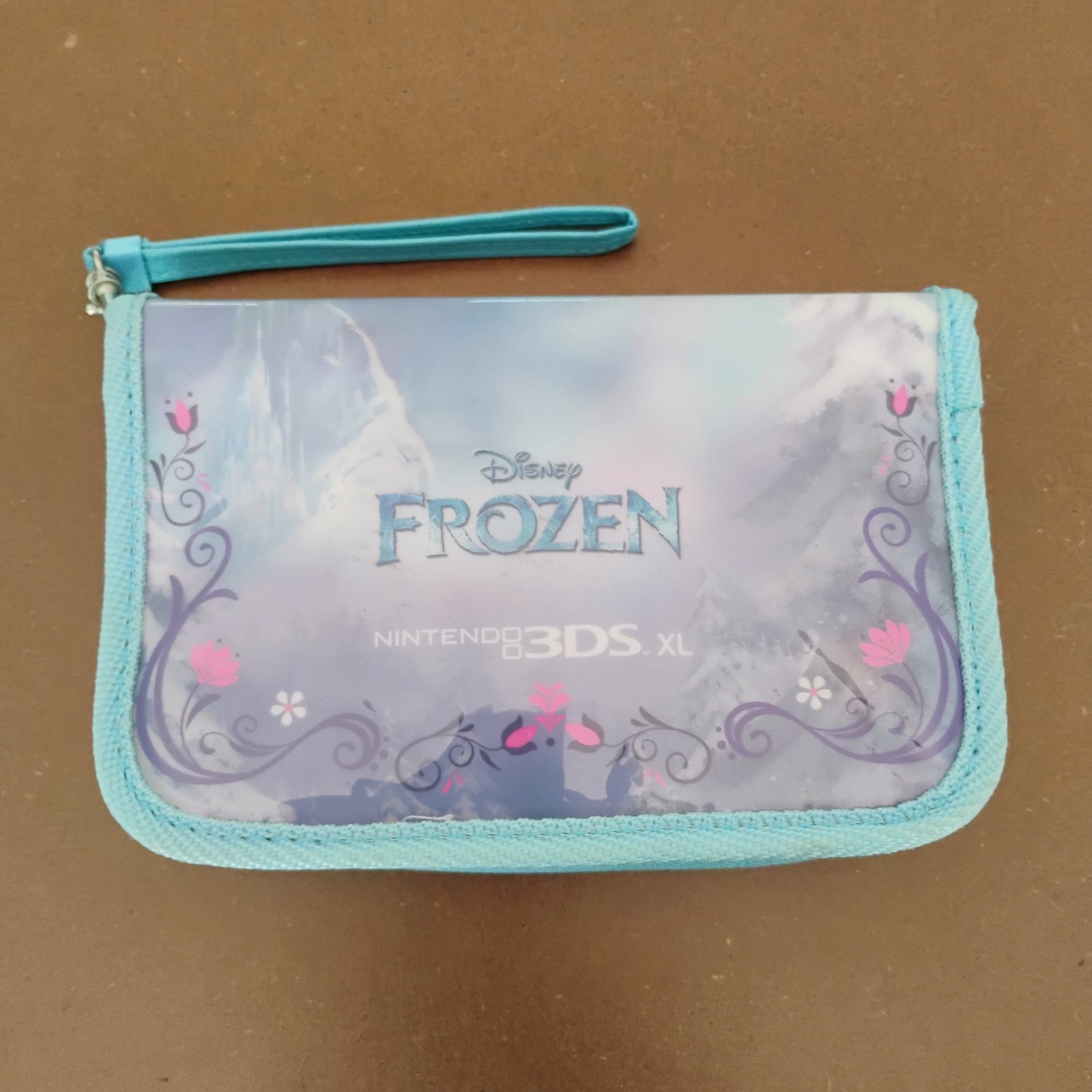 Nintendo 3DS XL Disney Frozen Carrying Case Elsa