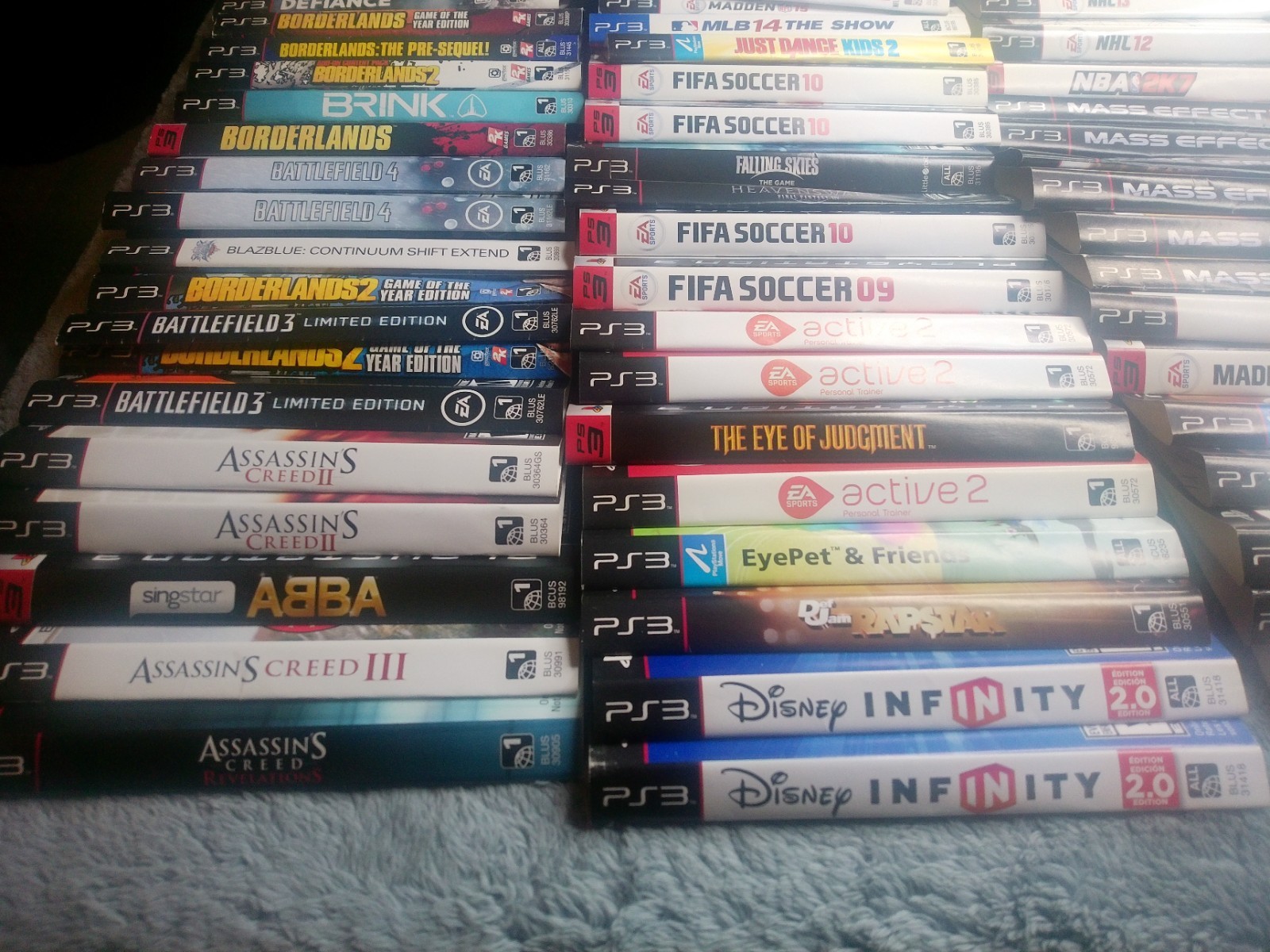Lot of 89 Playstation 3 Cover Art Inserts – Original/Authentic – Free Shipping!