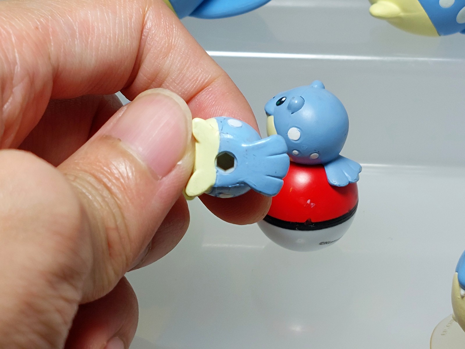 Spheal Tamazarashi Pokemon Mixed Figure Tomy T-ARTS Bandai Banpresto 0.4-1.7in