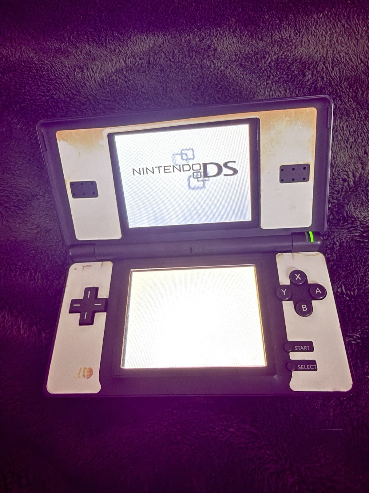 Onyx Black Nintendo DS Lite handheld game console
