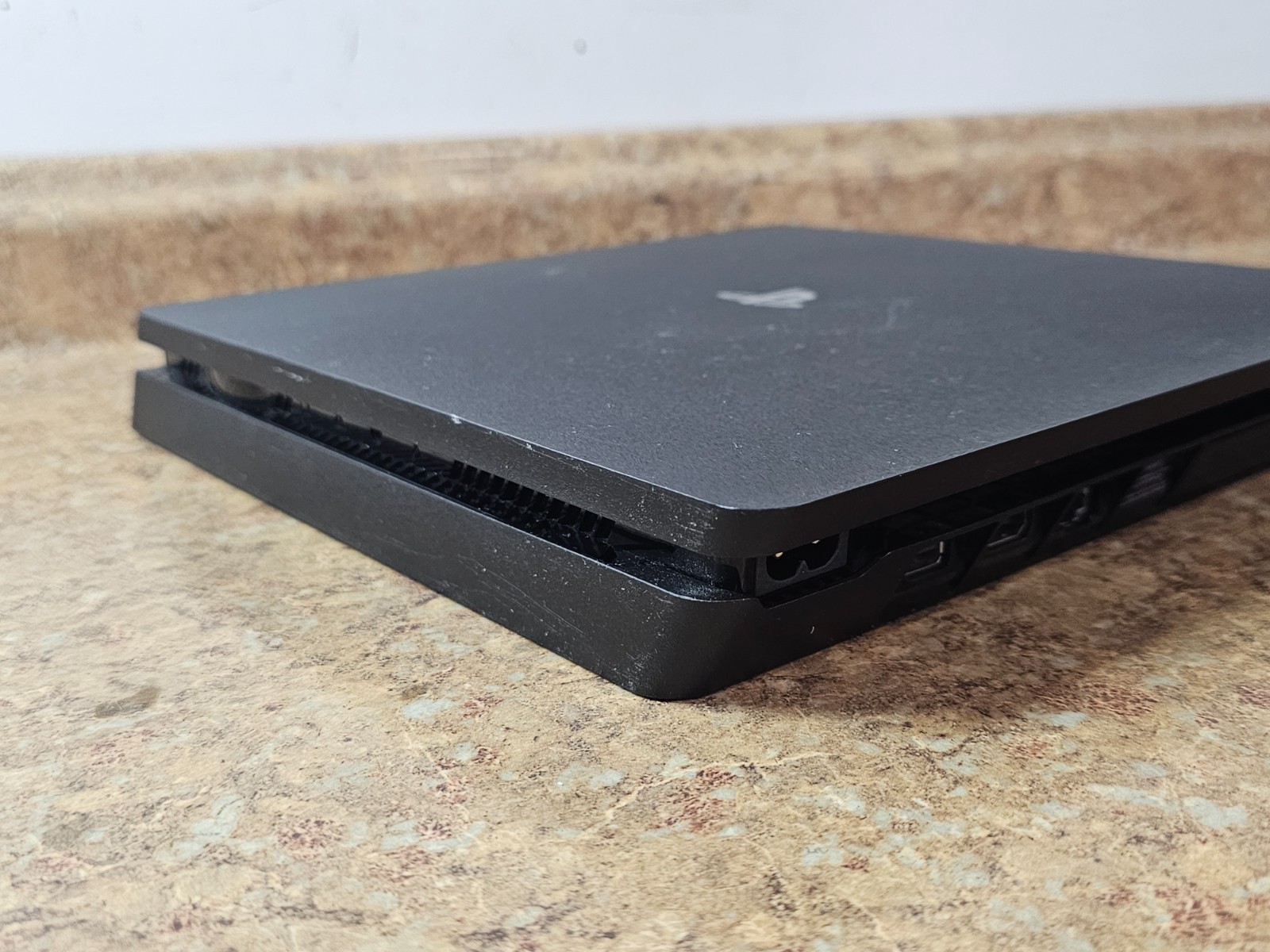 Sony PlayStation 4 PS4 Slim 1TB Console CUH-2115B Pre-owned Tested Works