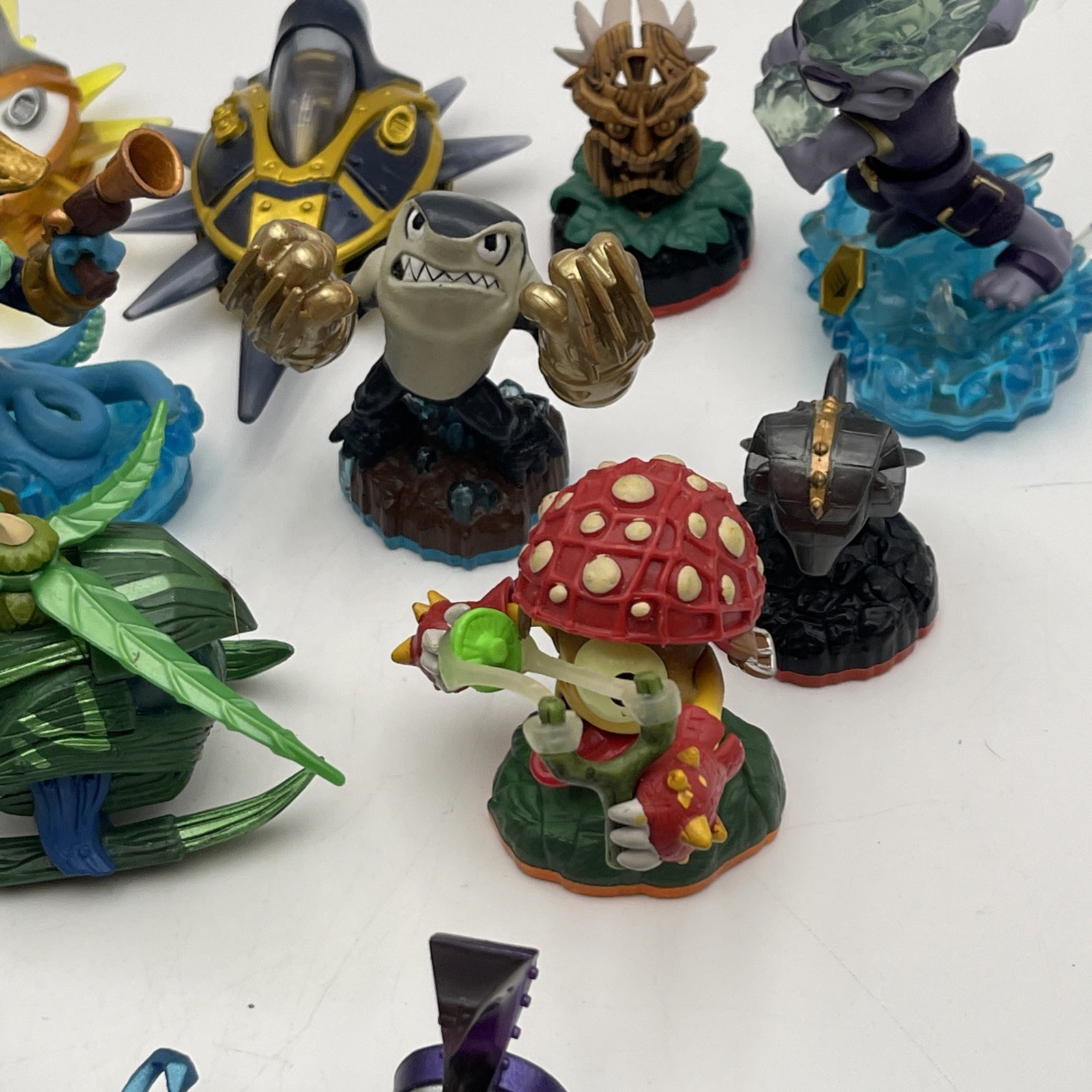Skylanders Mixed Lot of 45 Figures Spyro, Giants, Vehicles, Some Damaged