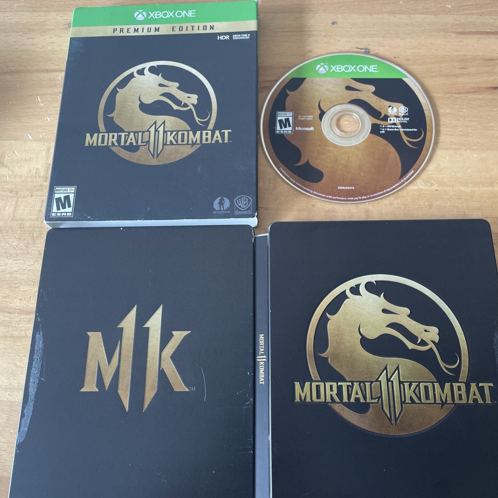 Mortal Kombat 11 Premium Edition (Xbox One) – Steelbook Case and slipcover
