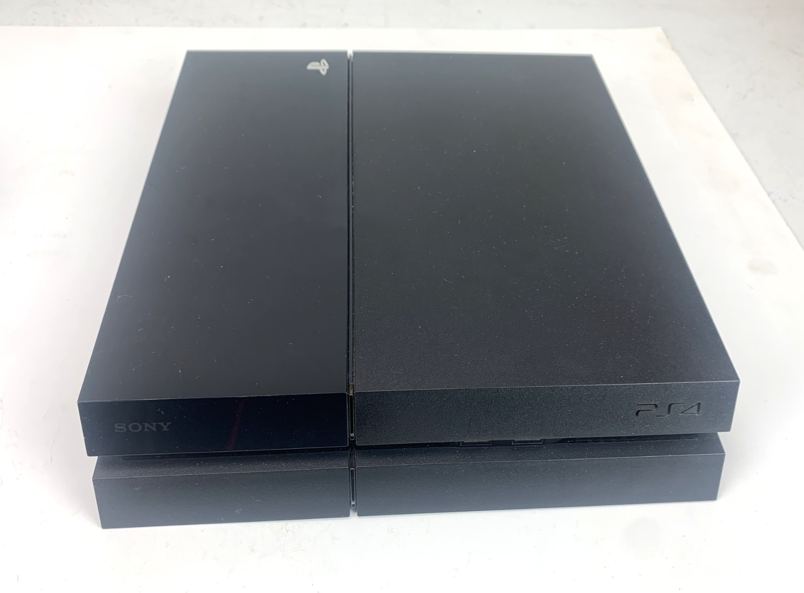 Sony PlayStation 4 PS4 500GB Console Bundle HDMI Black – With Box.