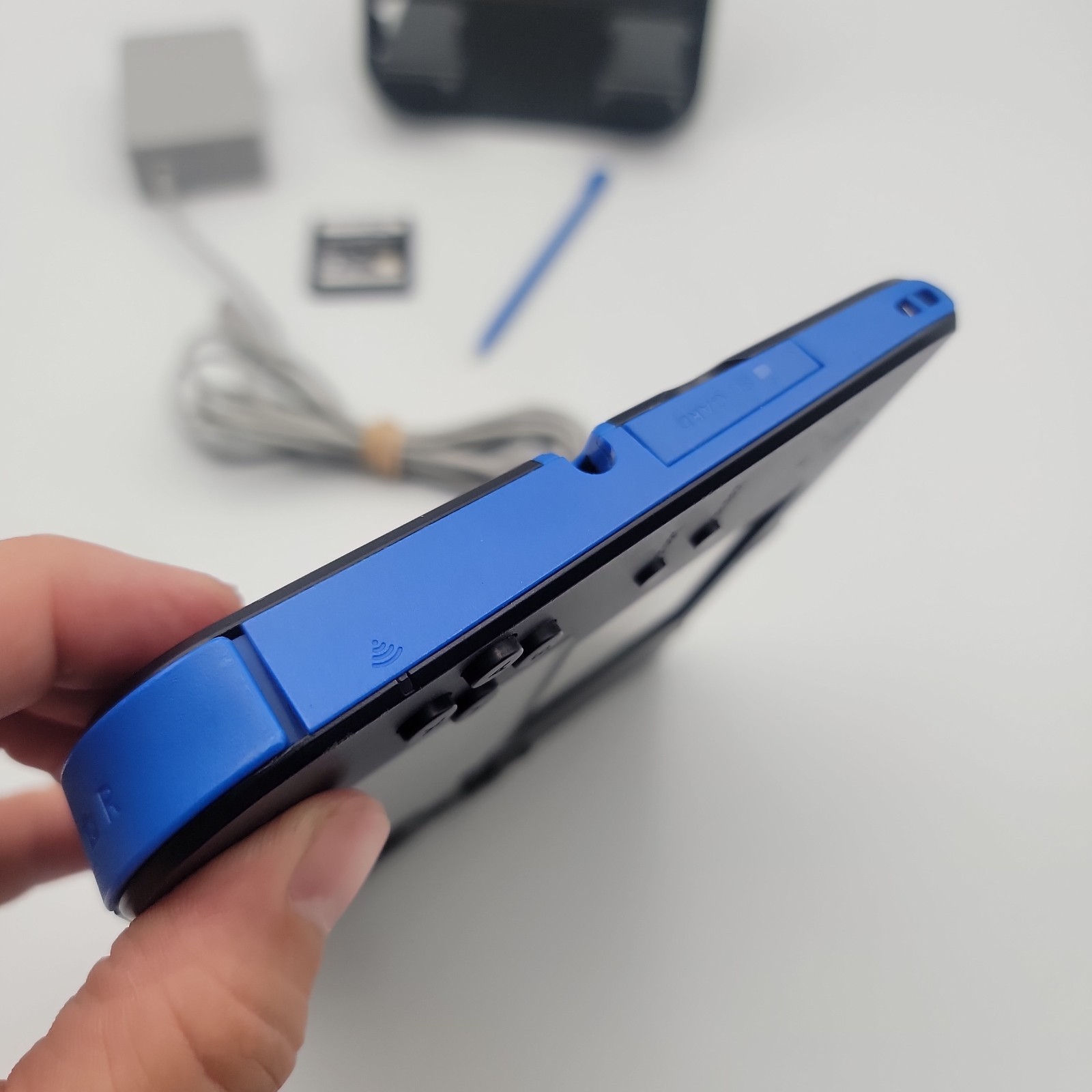 SEE⭐️VIDEO Nintendo 2DS Blue/Black US Version w/ Charger Game Stylus