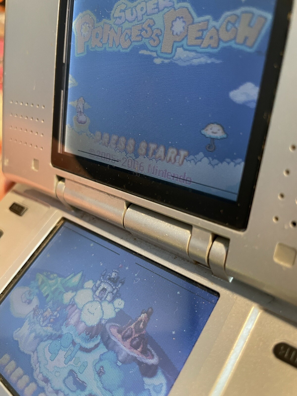 Silver Nintendo DS Handheld Video Game Works System NTR-001 Stylus Charger Cable