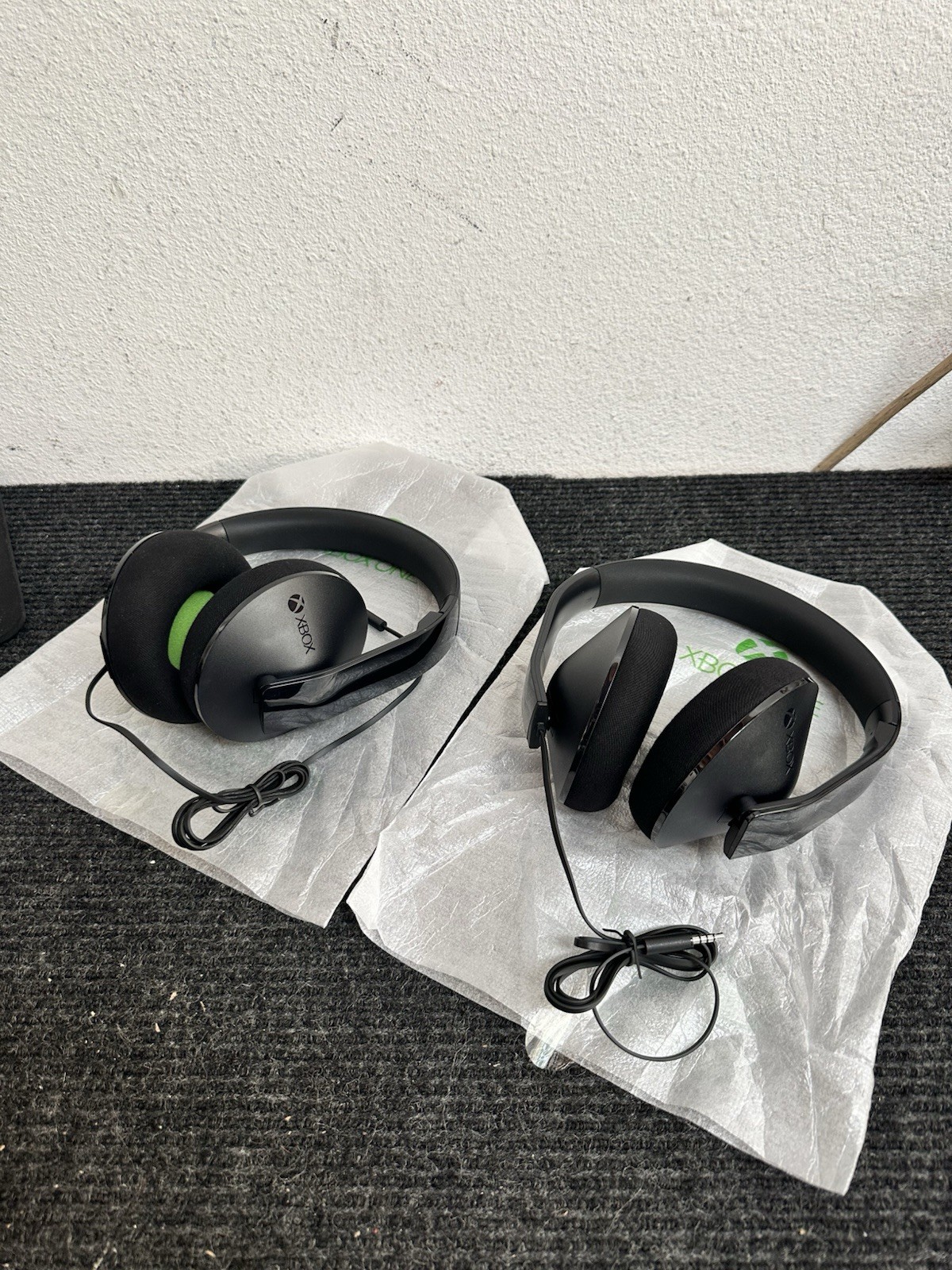 Lot Of 8 Microsoft Xbox One Stereo Headset Wired 3.5 mm Jack New No Box