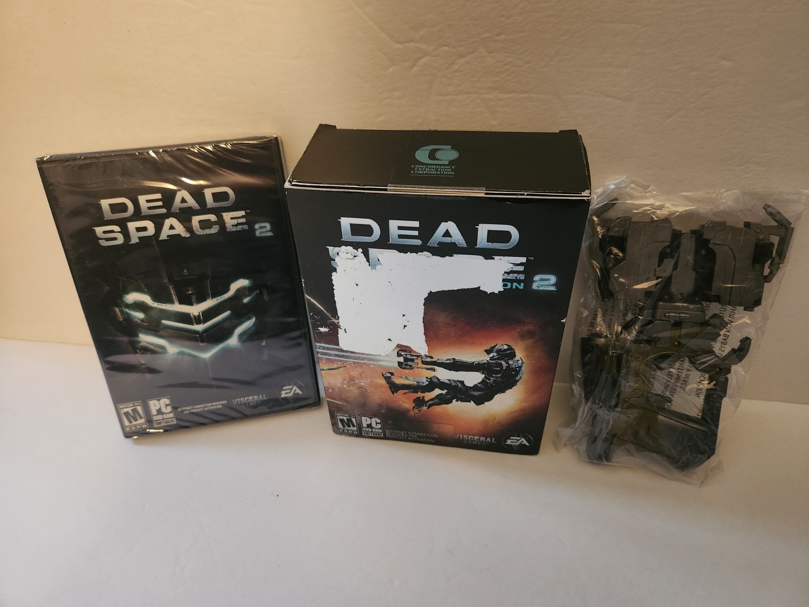Dead Space 2: Collector’s Edition (PC, 2011). Unopened Game & Plasma Cutter.