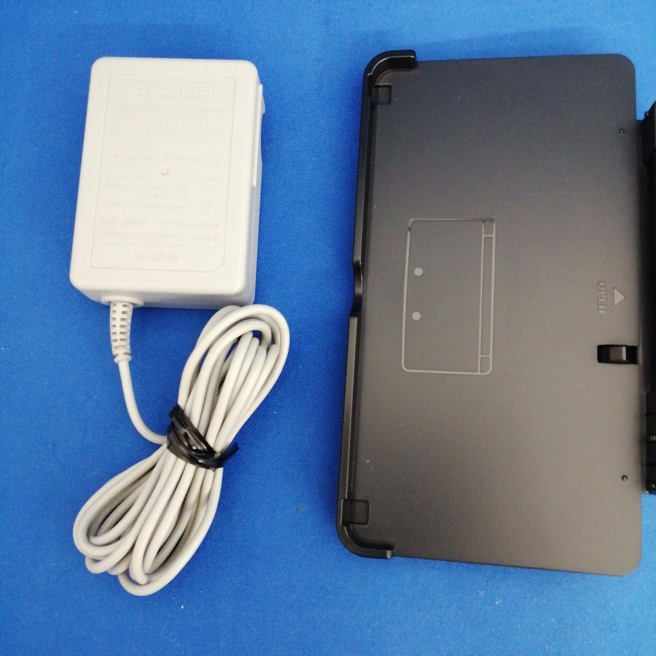 Nintendo 3DS New Love Plus NEW MANAKA Deluxe Console Set CTR-001 Box 2990
