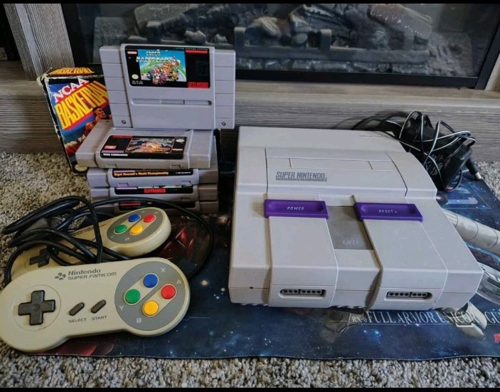 SUPER Nintendo SNES CONSOLE W/Mario Cart +5 game bundle 2 controllers *TESTED
