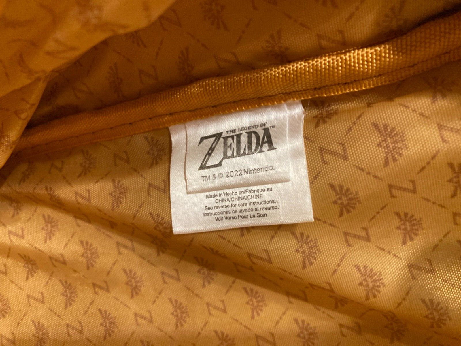 Nintendo Legend Of Zelda Breath Of The Wild Messenger Bag (Zipper pull missing)