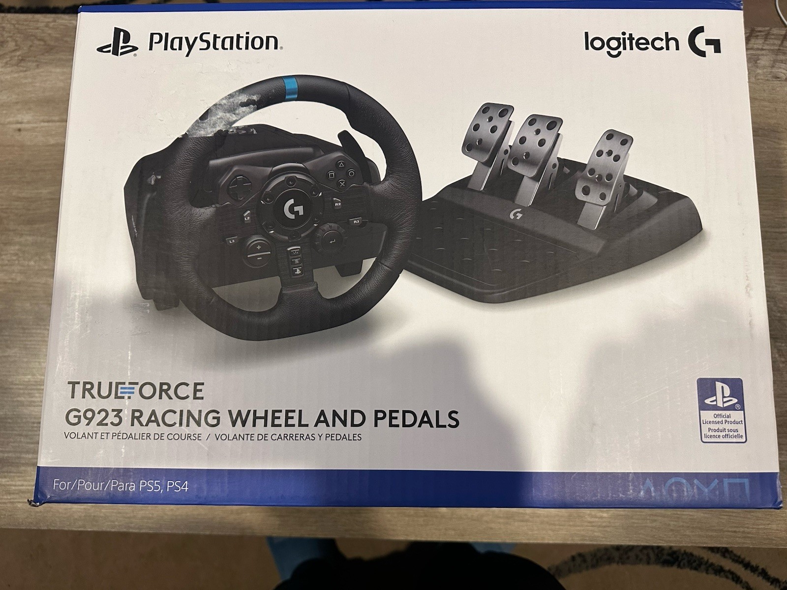 Logitech G923 Racing Wheel and Pedals for PS5 PS4 PC