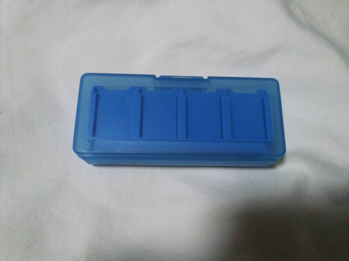 ANSWER ANS-PV041BL PS Vita Card Case 16 Slots Blue Without Memory Card Attachmen