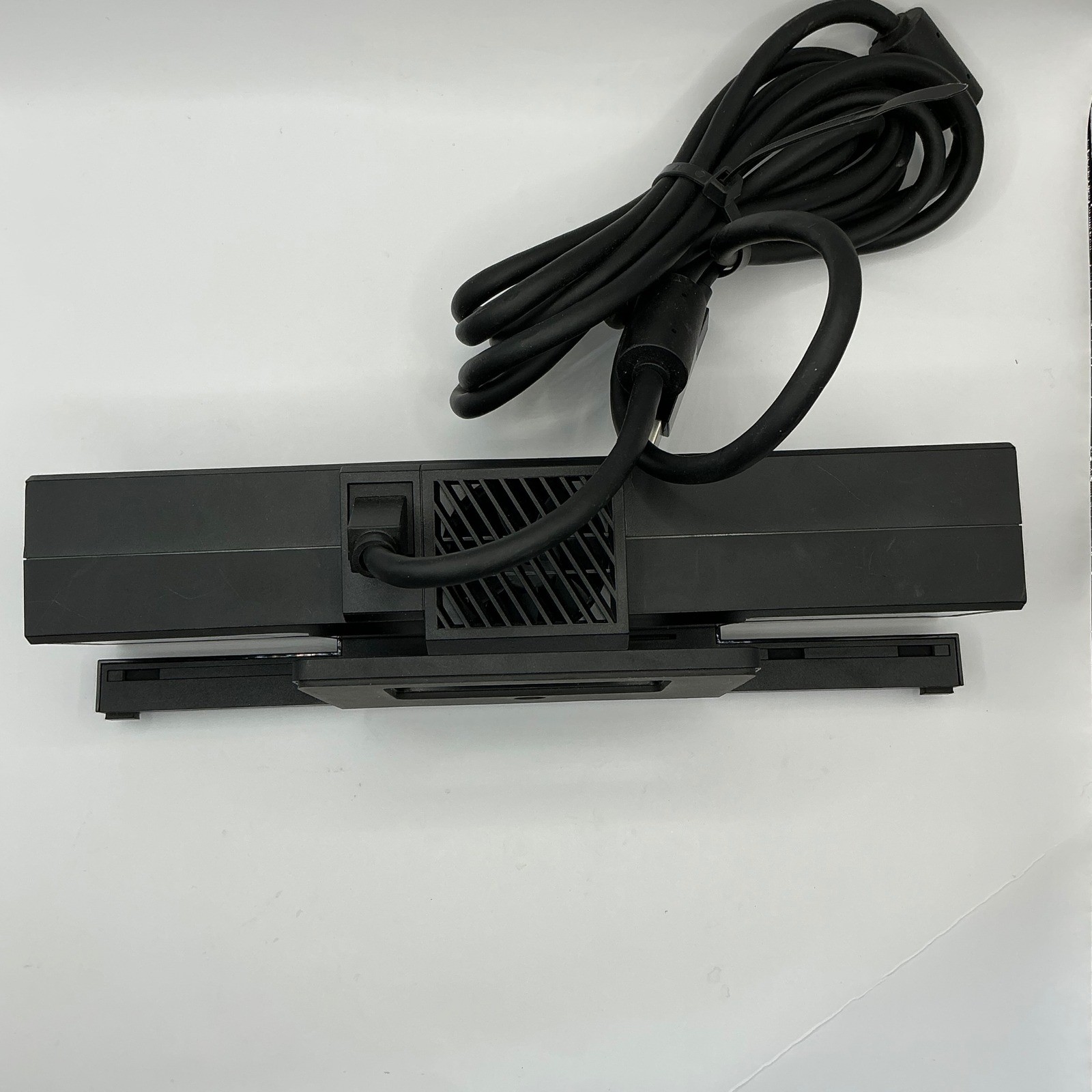 Microsoft Xbox One Kinect Sensor Bar Model 1520 Motion Camera Black