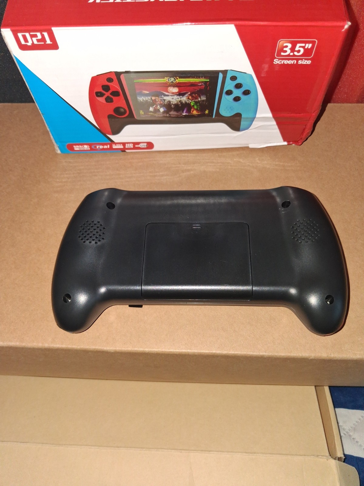 500 Games in 1 Q21 Handheld Console 3.5″ Screen Rechargeable Retro Gift