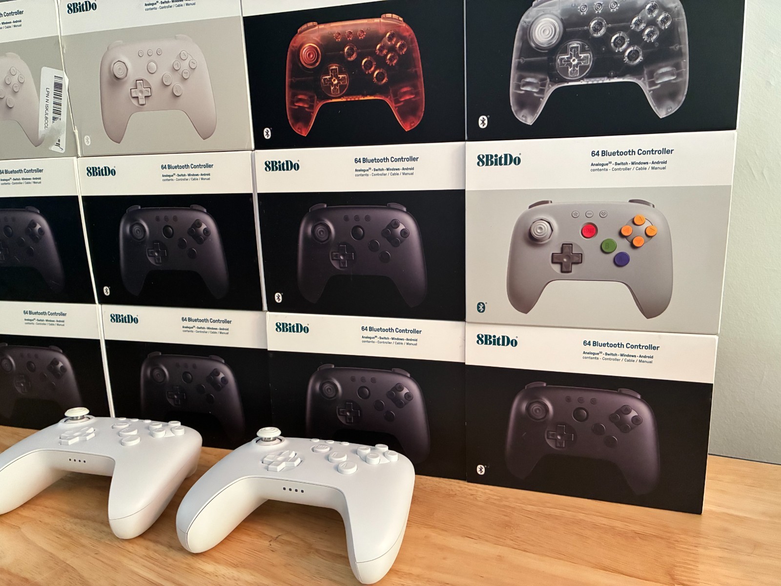8BitDo 64 Bluetooth Wireless Controllers | Switch, Windows, Android, Analogue 3D