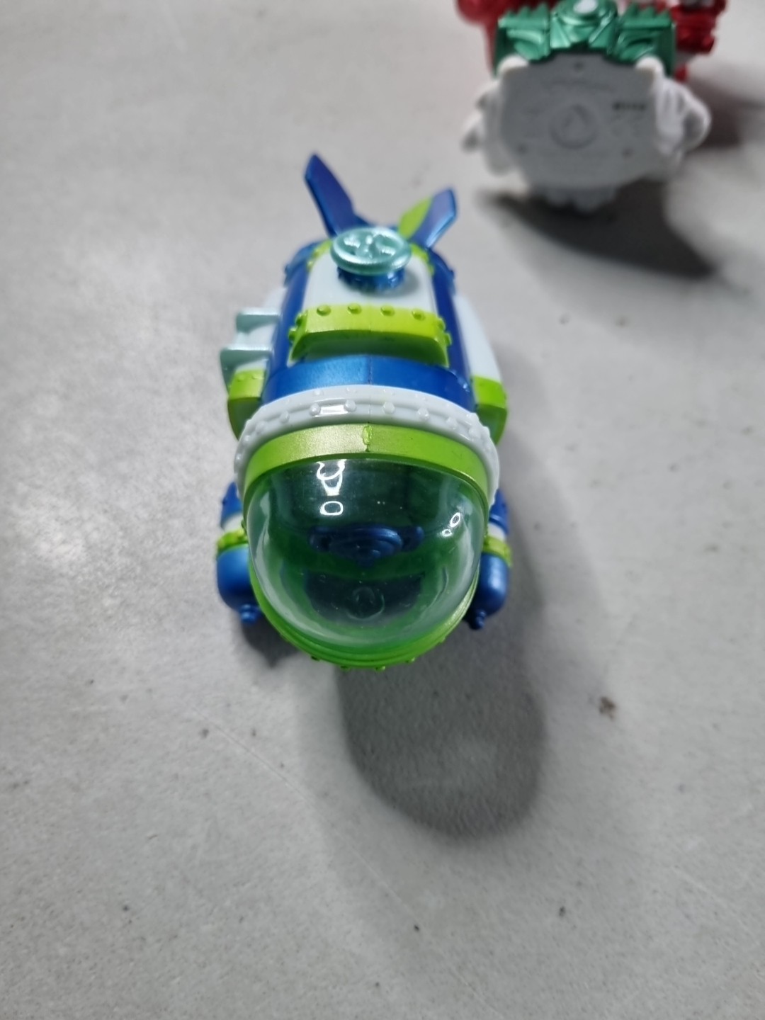 SKYLANDERS: SUPERCHARGERS: Dive Clops & Dive Bomber Vehicle & Missile Tow Bundle