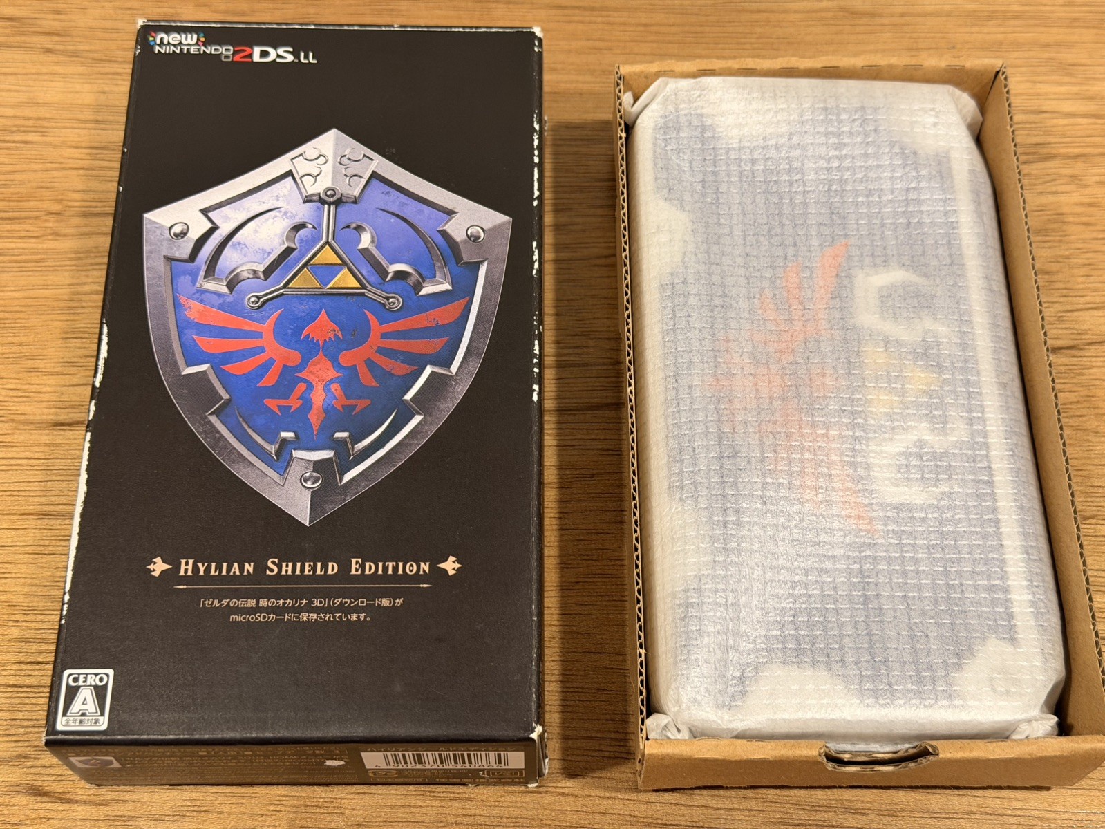 New Nintendo 2DS XL LL Hylian Shield Edition Open Box [N]