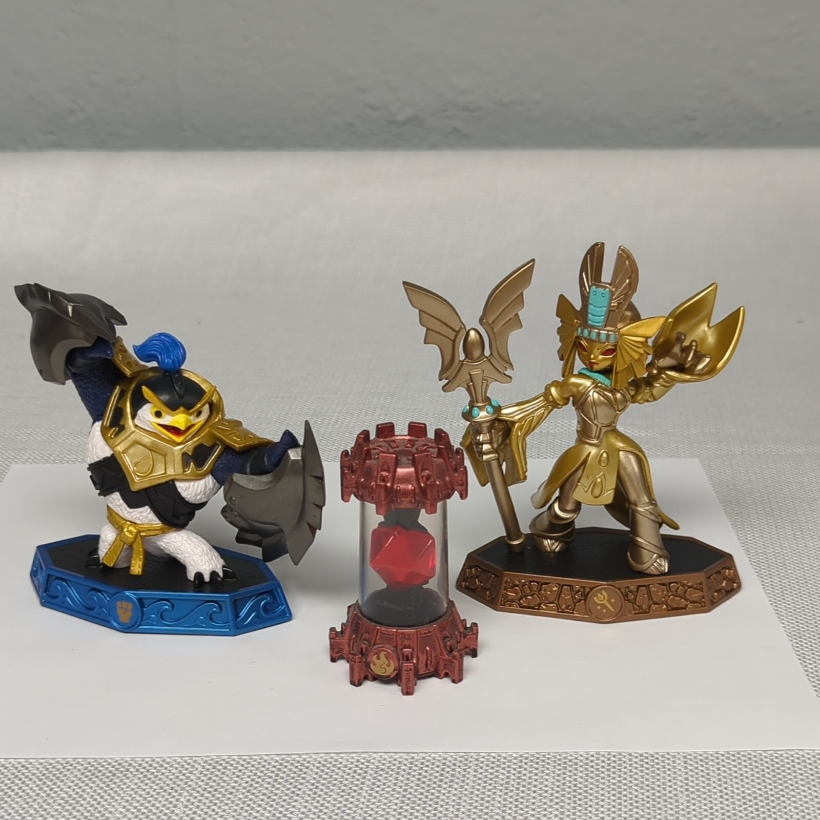 Skylanders King Pen Golden Queen Fire Reactor Crystal Lot of 3 Figures
