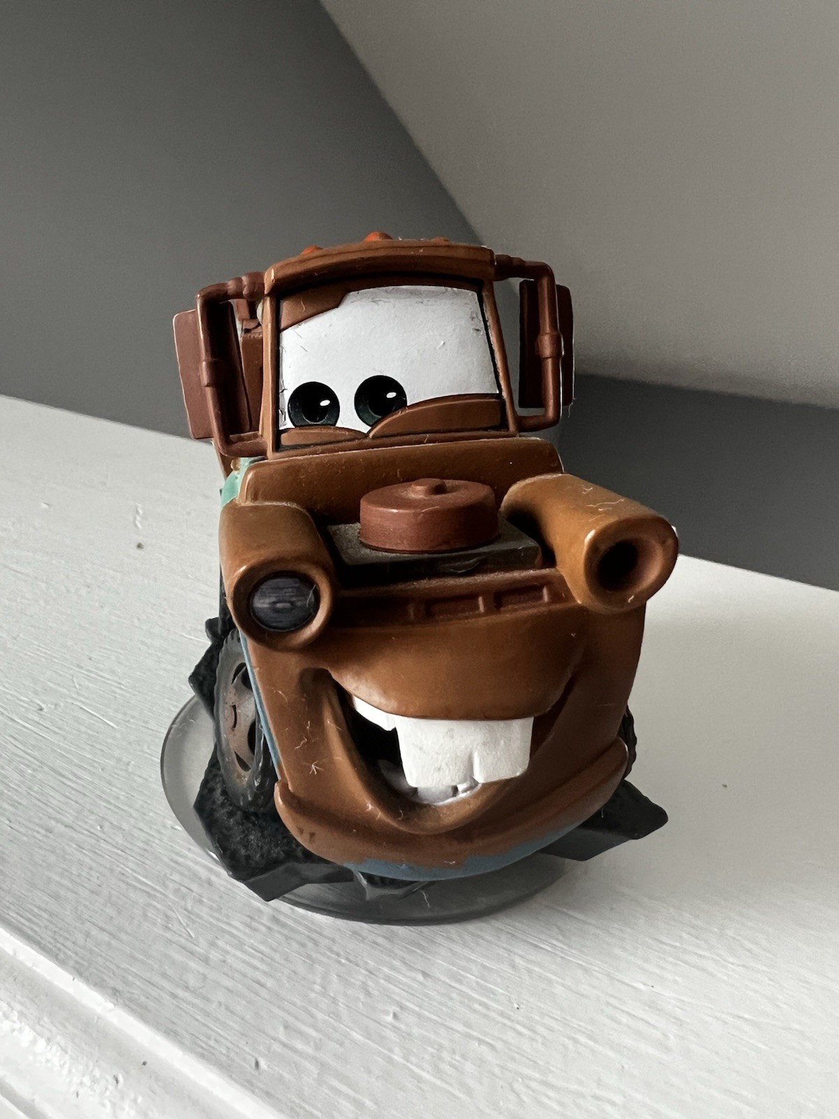Disney Infinity Cars Figure Lot 3 – Tow Mater, Lightning McQueen Holly Shiftwell