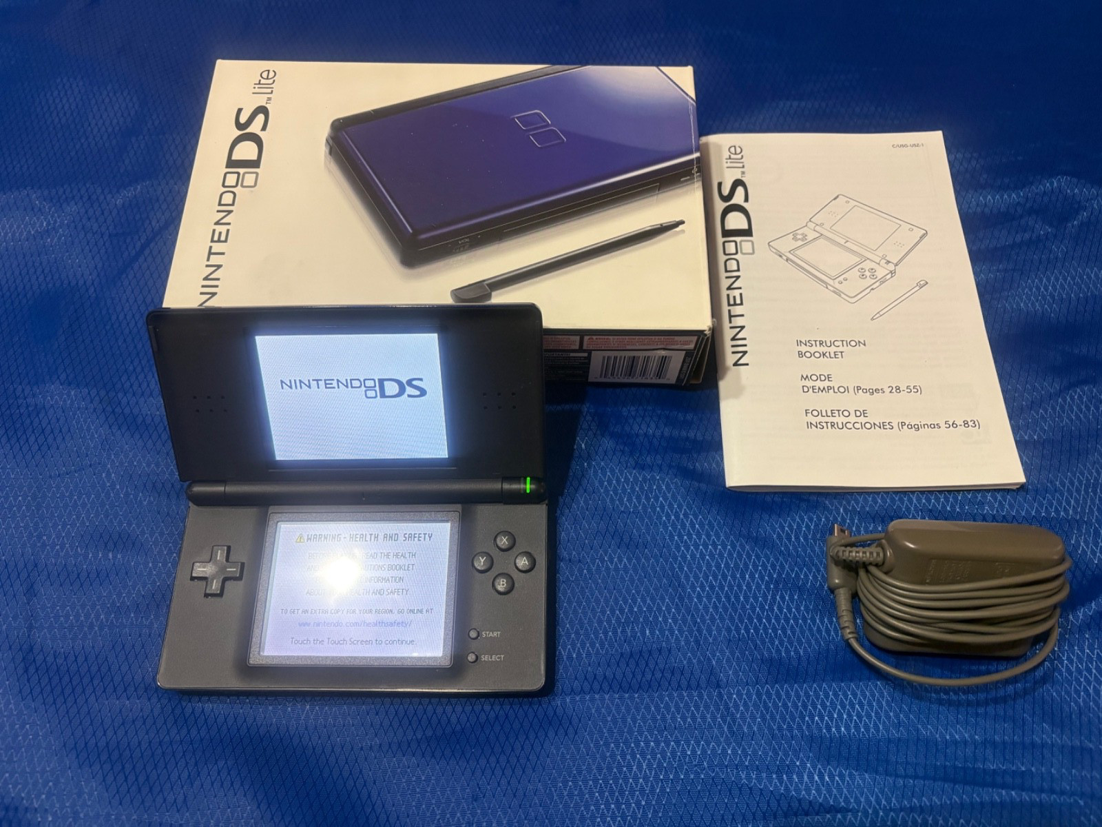 Nintendo DS Lite Handheld System – Cobalt/Black tested and working