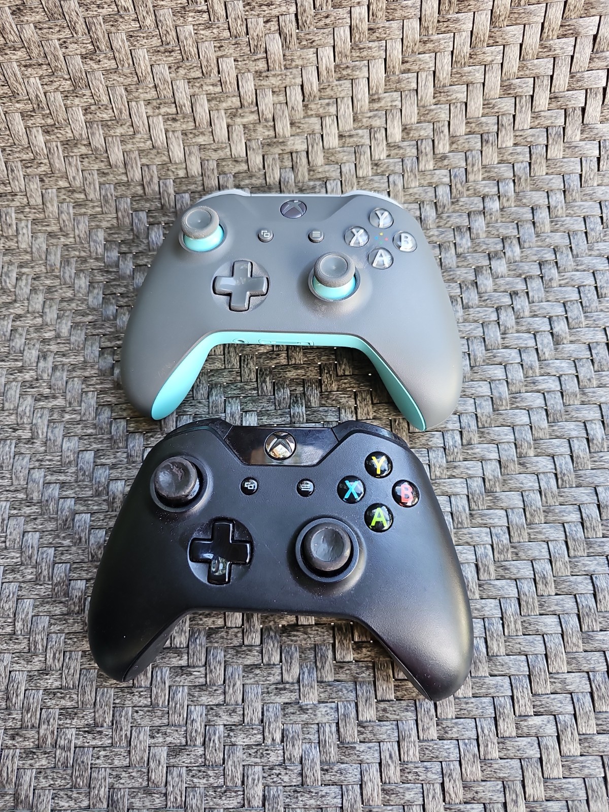 2 Xbox One 1708 Controllers – Gray/Blue & Black Microsoft Wireless FREE SHIPPING