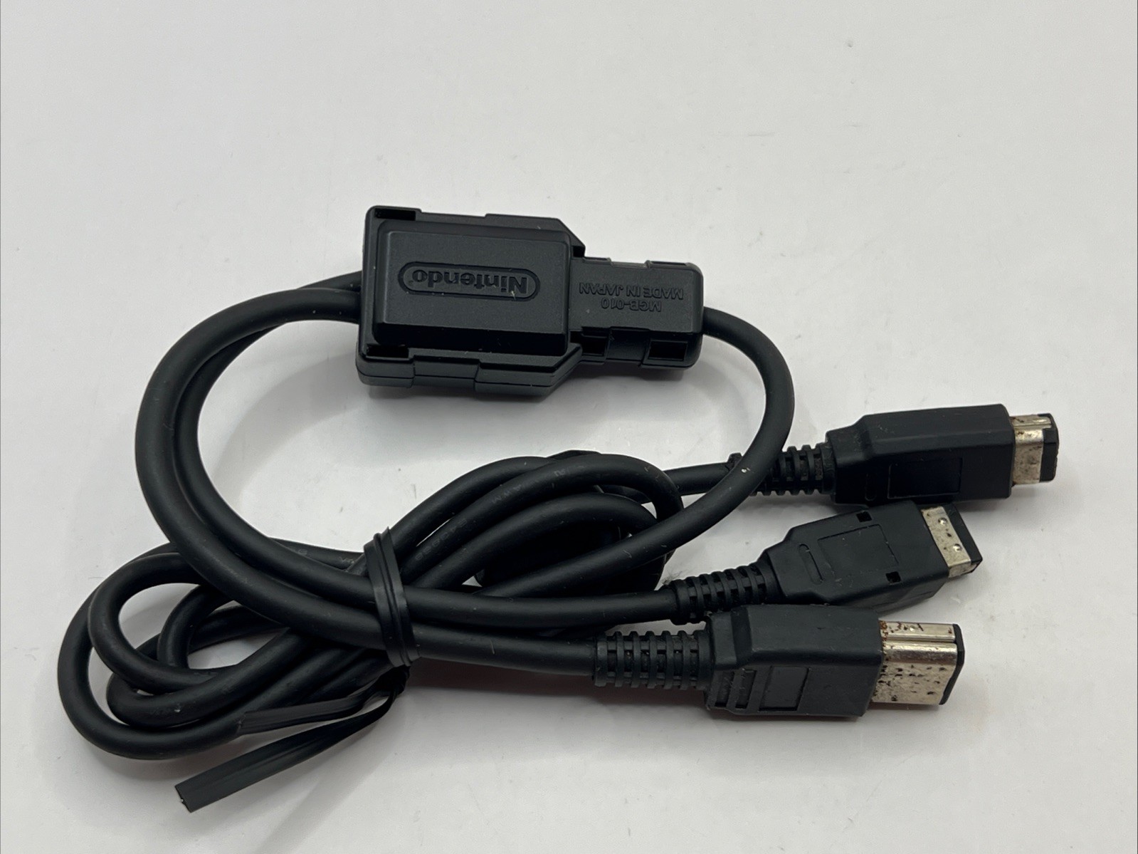 Nintendo Game Boy Link Cable MGB-010 3ft Black Wired for Game Boy Console