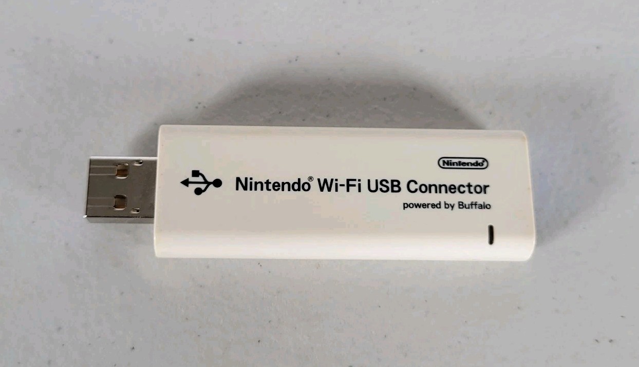 Nintendo Powered Buffalo Wii 3DS DS DSi Wi-Fi USB Connector NTR-010 Dongle Only
