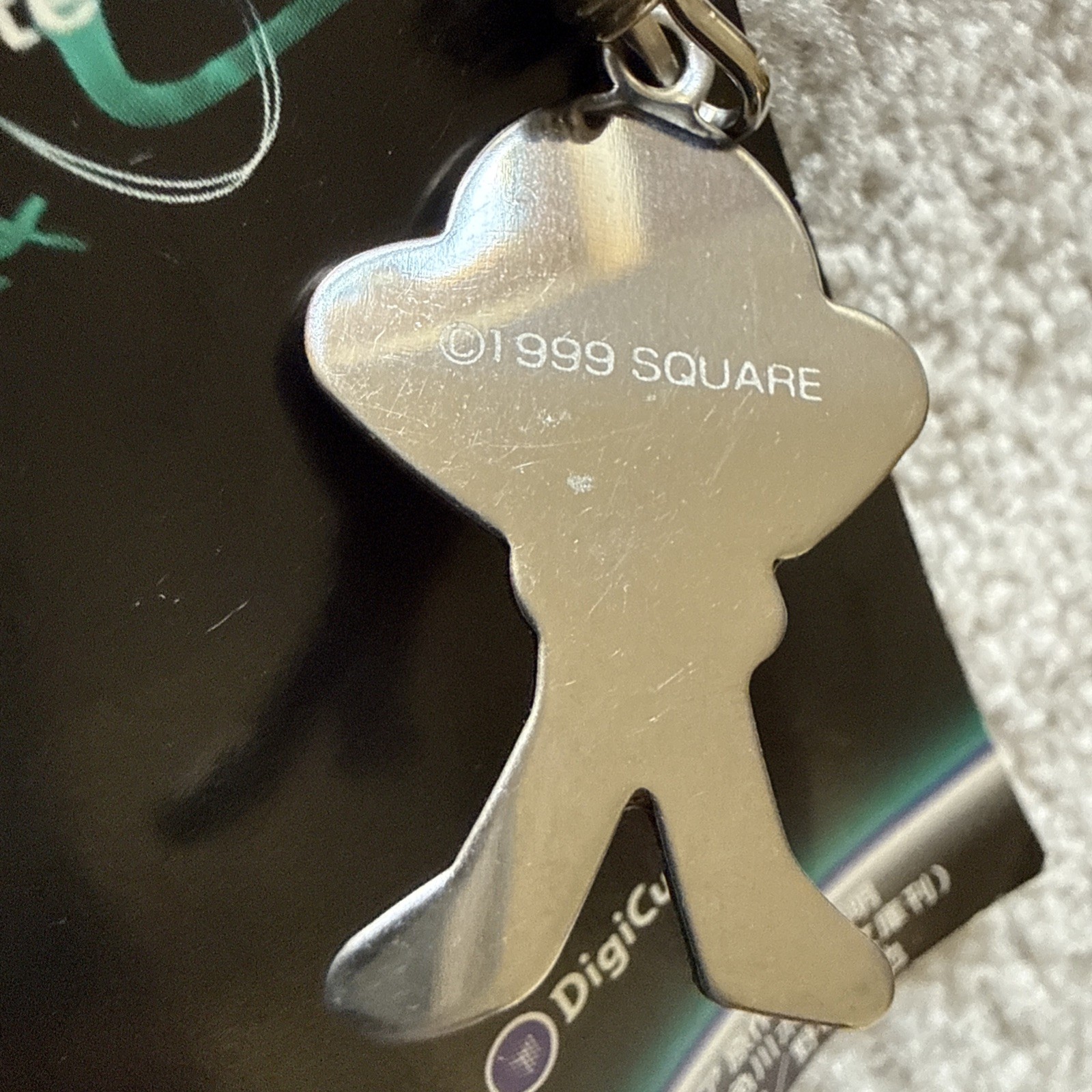 Parasite Eve II – Exclusive DigiCube Promo: Zipper Pull 1999 Aya Brea RARE