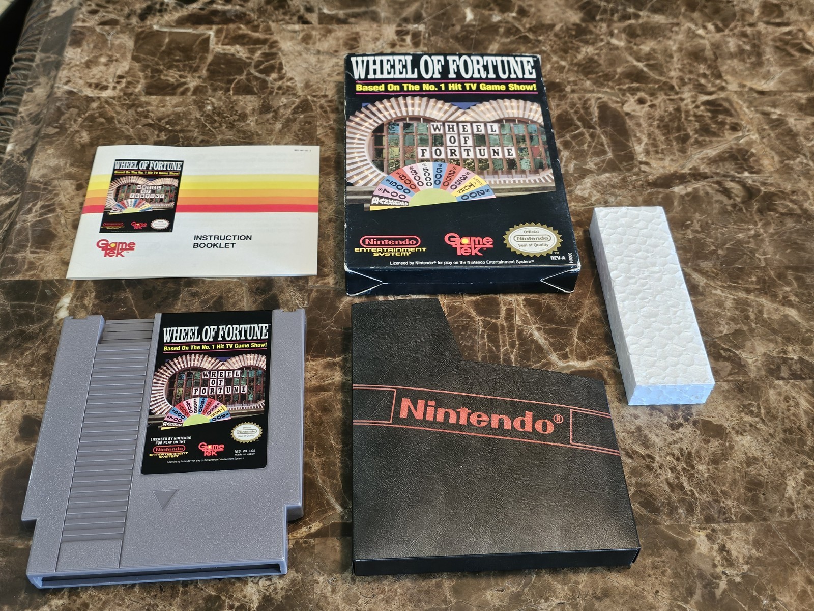 Wheel of Fortune Nintendo Entertainment System 1988 NES Complete CIB Tested NICE