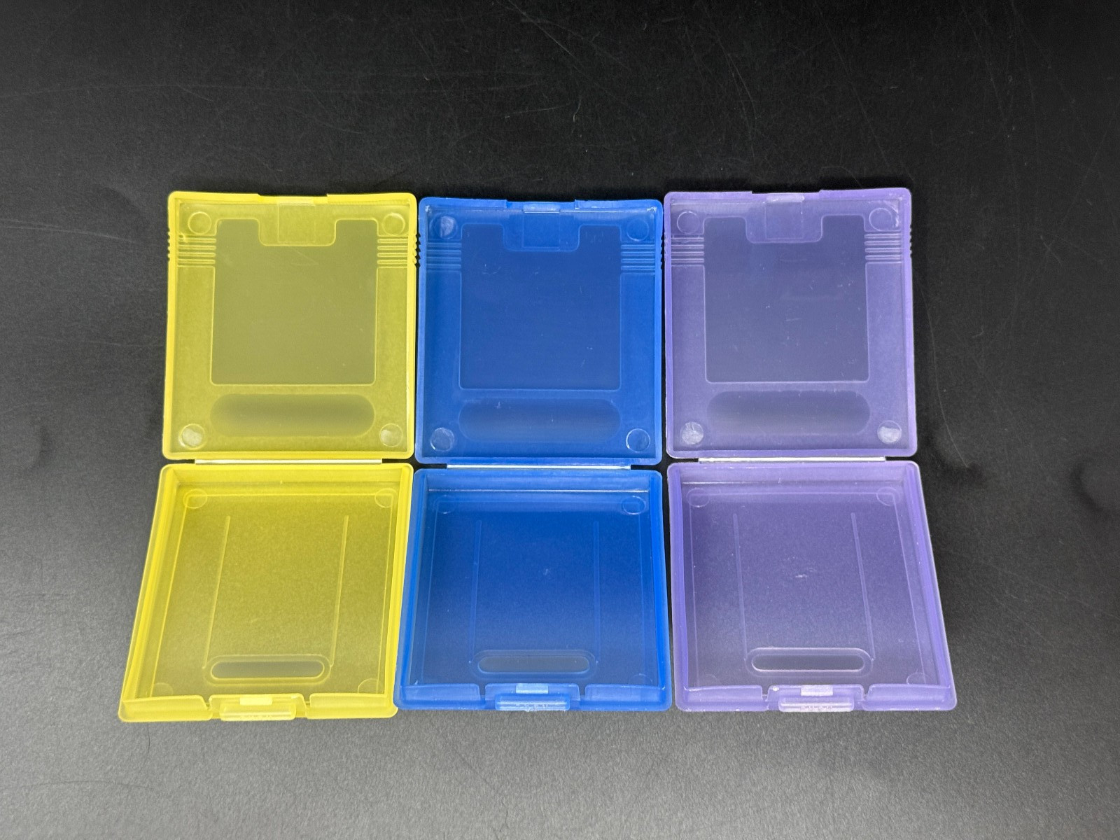 Lot of 3 Unbranded Multicolored Nintendo Game Boy DMG Cartridge Cases/Dust Cover