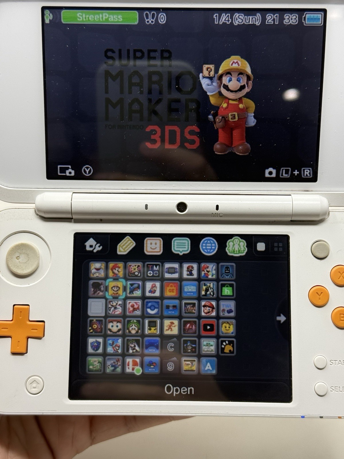 New Nintendo 2DS XL Orange White Handheld USA System w Charger Stylus and Extras