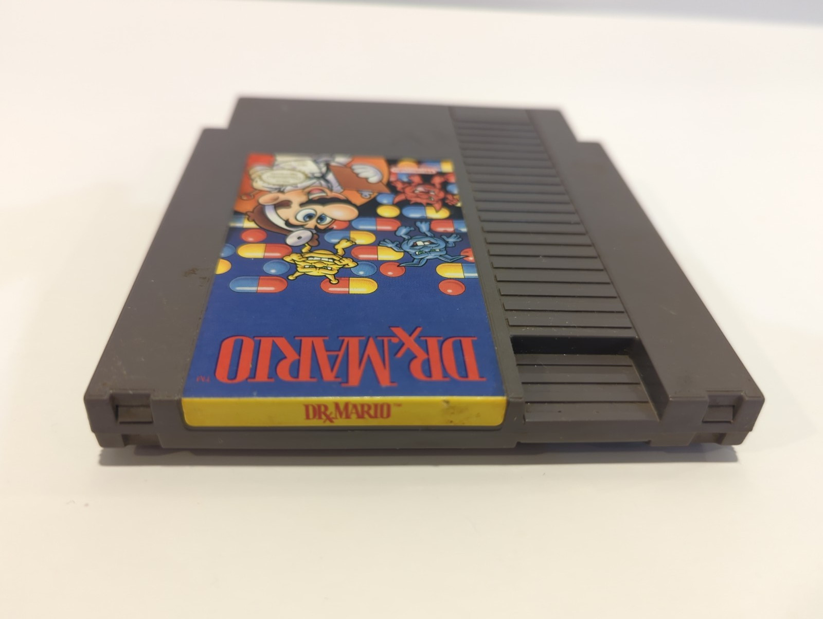 Dr. Mario (Nintendo Entertainment System, NES, 1990) Cartridge tested.