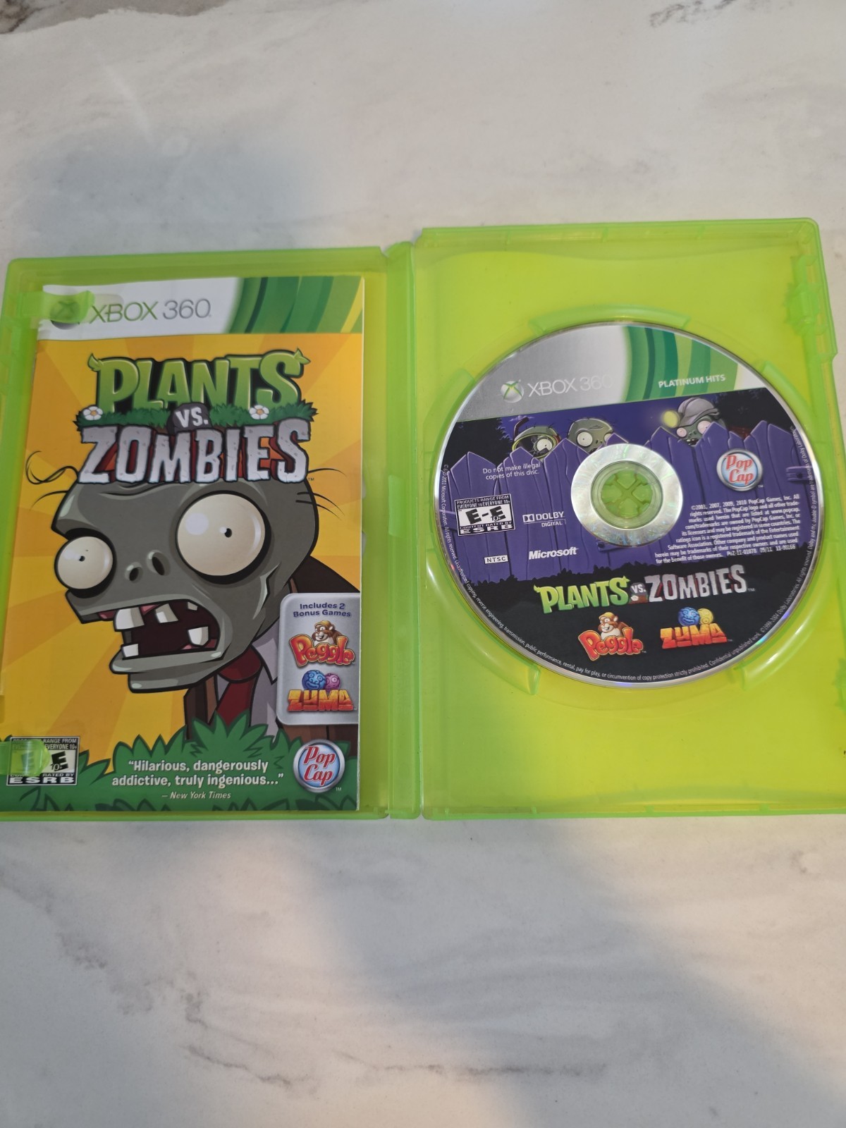 Plants vs. Zombies (Microsoft Xbox 360, 2010) Platinum Hits CIB Complete In Box