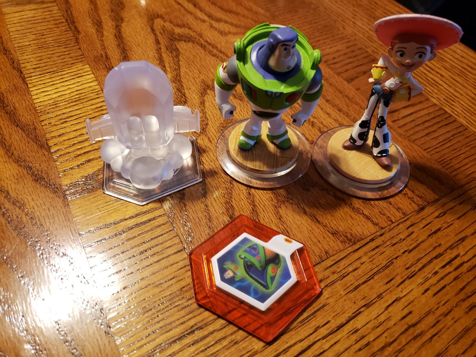 Disney Infinity Buzz Lightyear and Jessie Figures and more lot of 4
