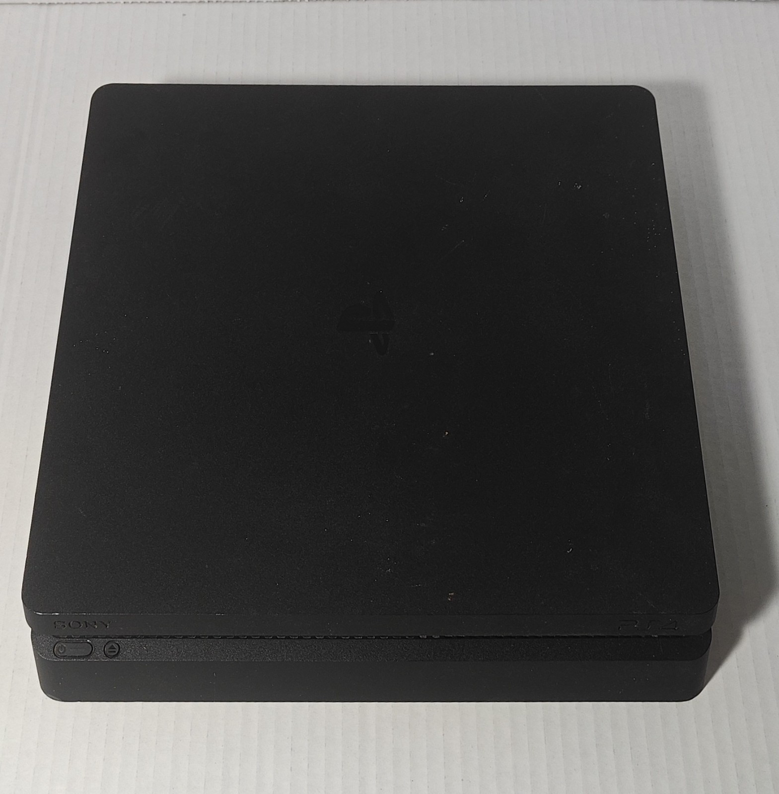 PS4 Slim 500GB Bundle