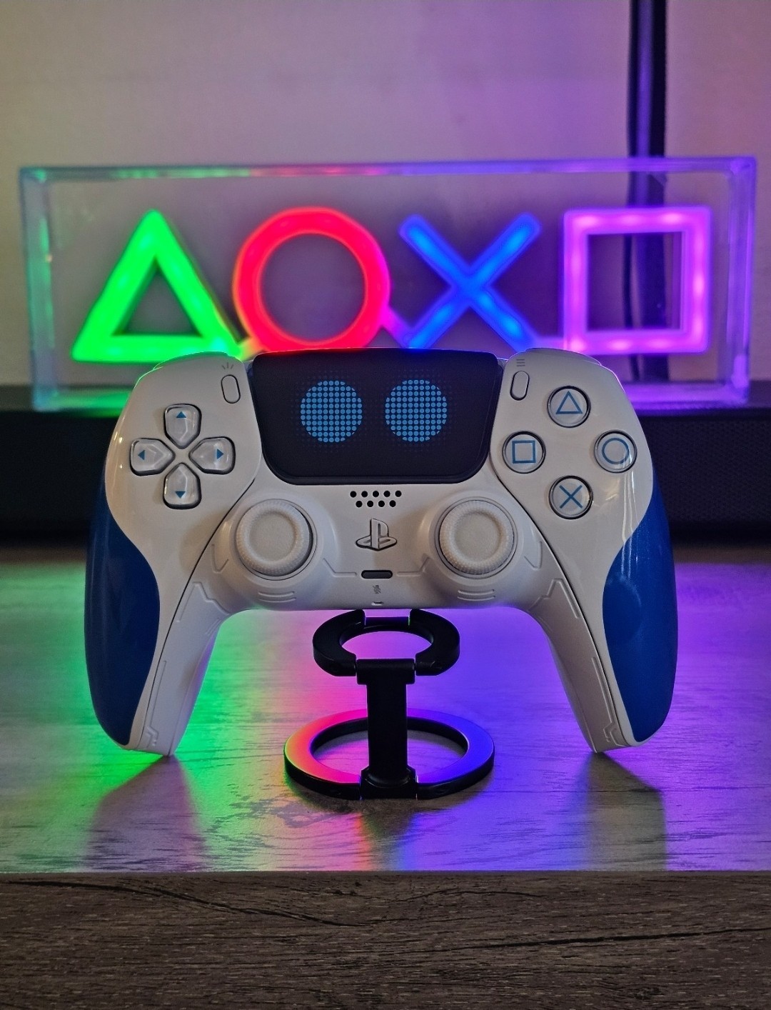 Dualsense PS5 controller – 4000mAh Battery – TMR Joysticks – Astrobot shell