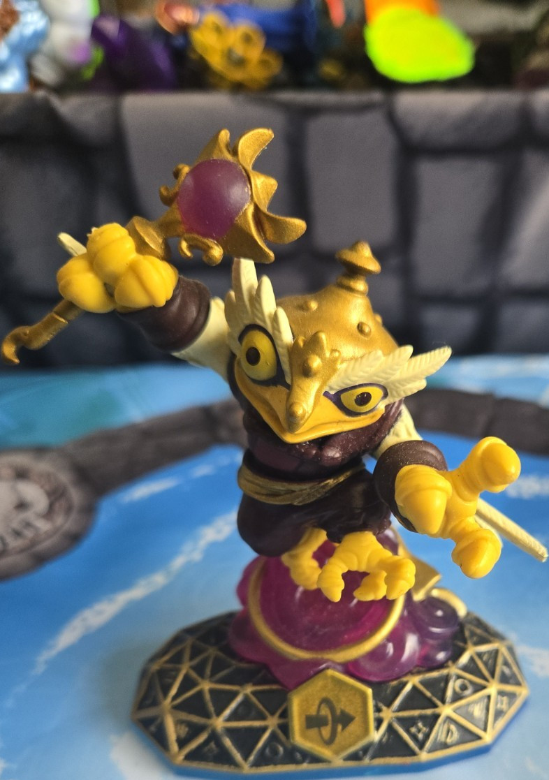 Activision Skylanders Astroblast Gold Purple Character Figure W3134A 2015