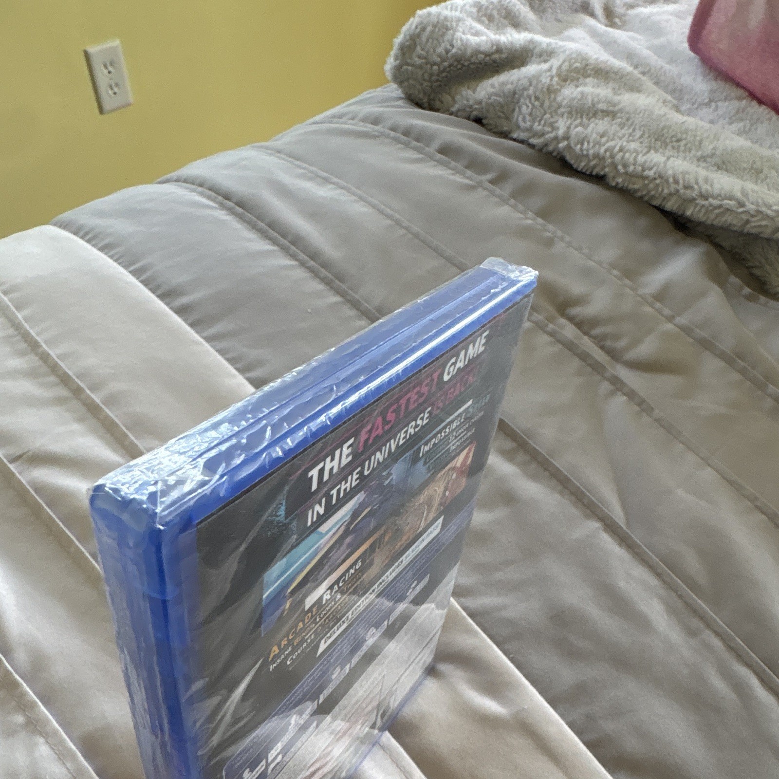 Maximum Games Redout 2 Deluxe Edition PS4 Season Pass Multiplayer E NTSC 2022
