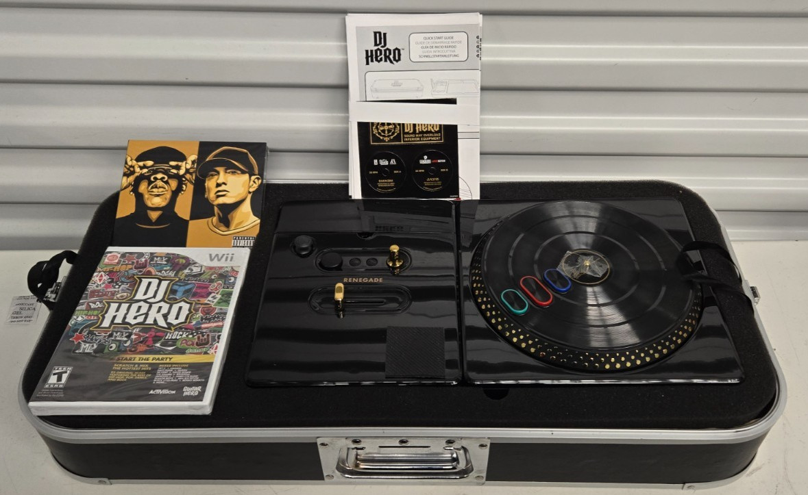DJ Hero Renegade Edition Feat Jay-Z & Eminem for Nintendo Wii **Open Box** 96031