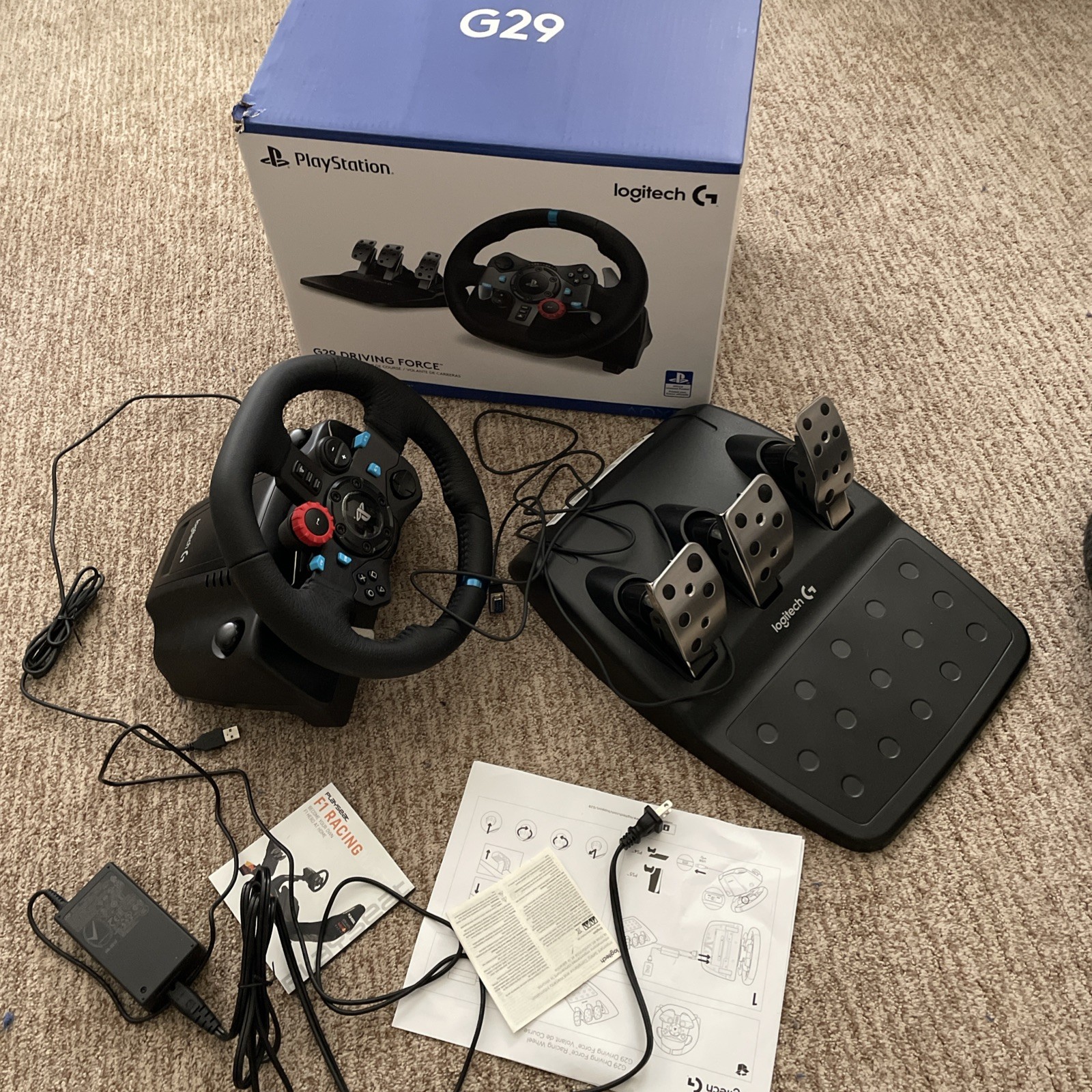 Excellent condition Logitech G29 Racing Wheel And Pedals For PlayStation and PC